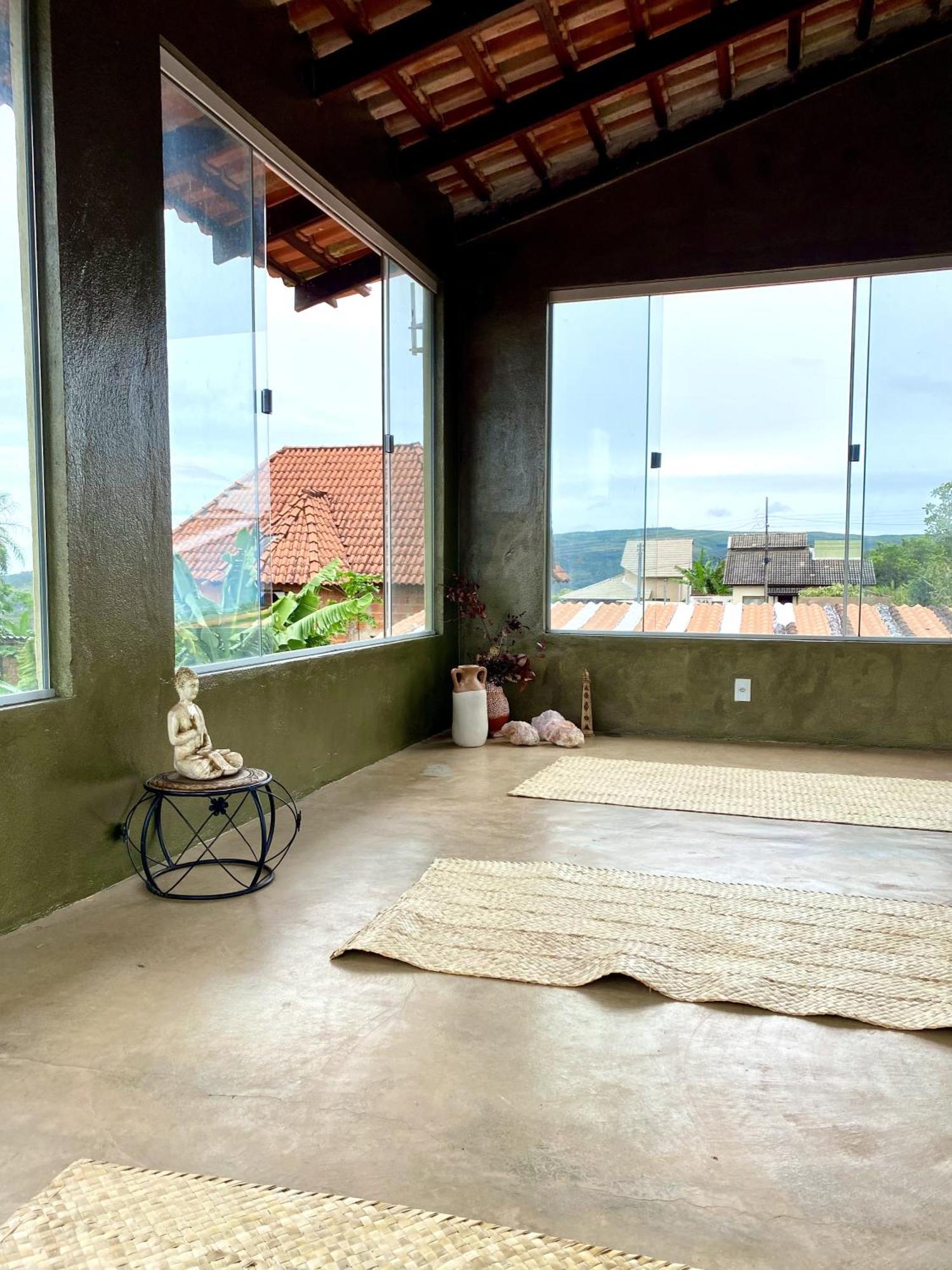 Private Cosmic Villa! 2 Homes, Yoga Room & Jacuzzi! Алту-Параизу-ди-Гояс Экстерьер фото